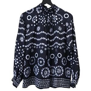 Hunter Bell Graham Top Size XS Navy Blue Tie Dye Floral 100% Silk Blouse